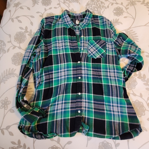 4 Gap Brushed Cotton Shirts - Picture 5 of 11